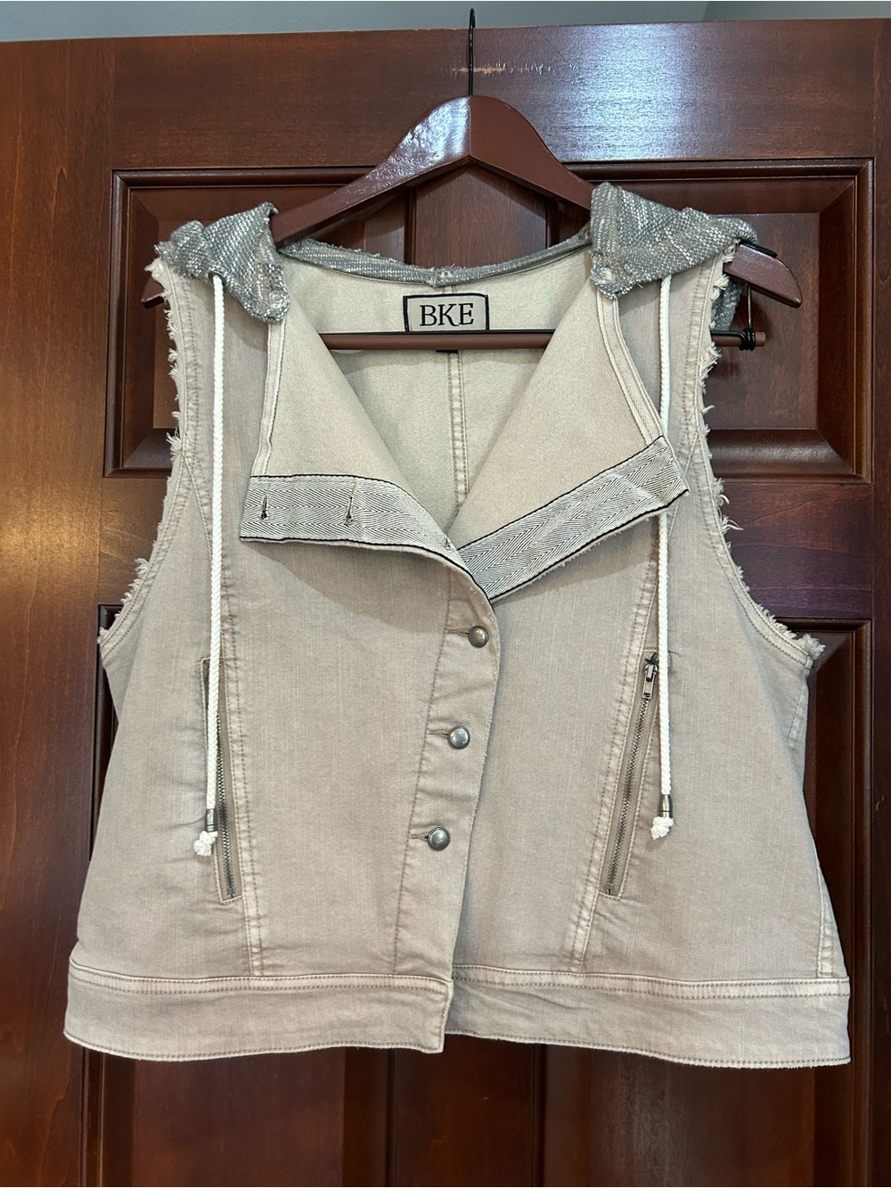 BKE Hooded Moto Vest XL Tan Removable Hood Zip Snap Boho Festival